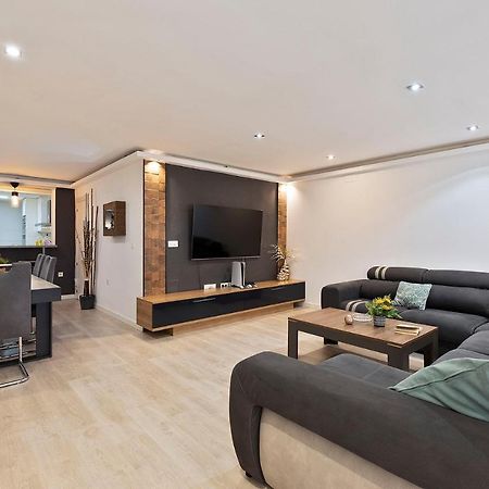 Luxury Apartment City Centre Granada Bagian luar foto